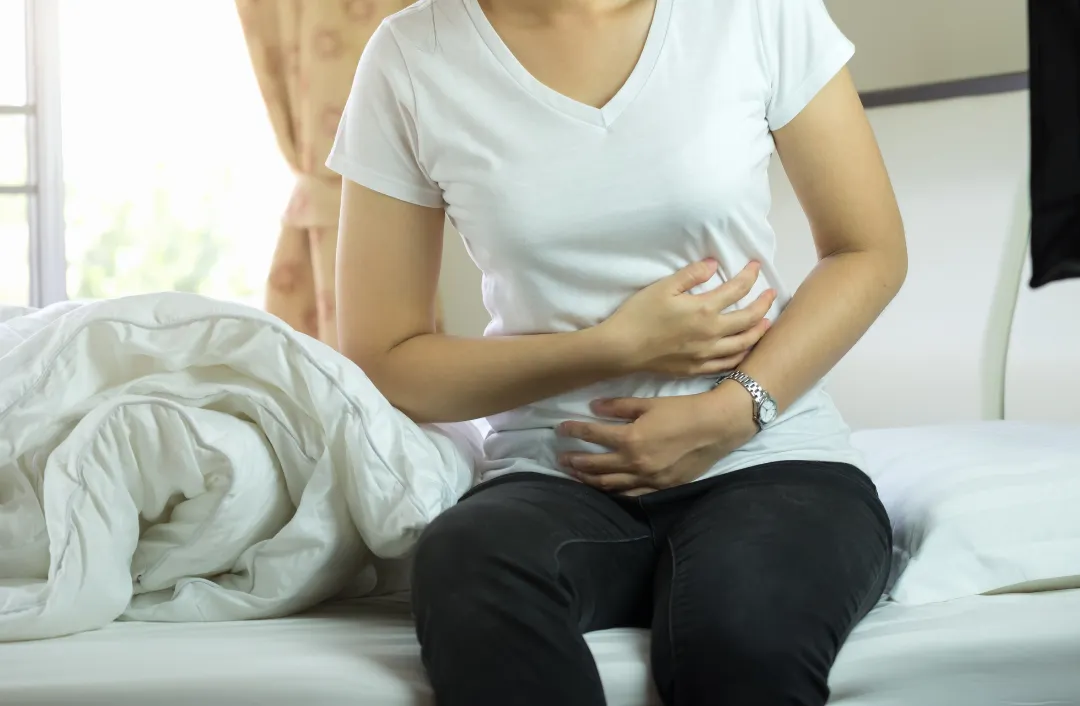 A FODMAP intolerance can cause a variety of digestive issues, including digestive distress 