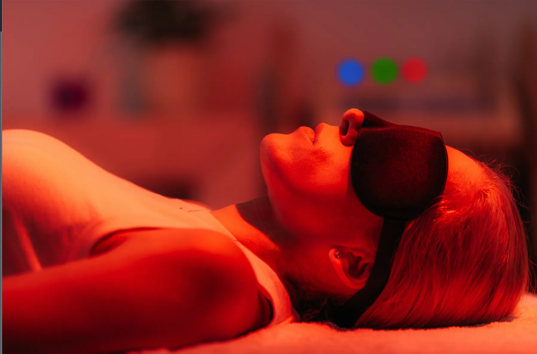 Unprotected eyes can be harmed and strained, it is important to protect your eyes during RLT treatment. 