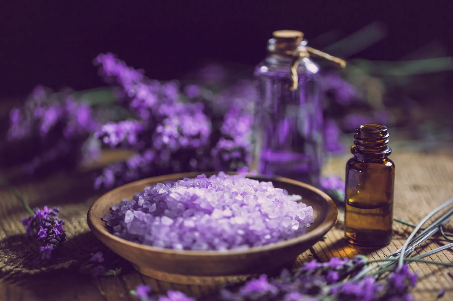 Essential oils can be great remedies for allergies and skin rashes.