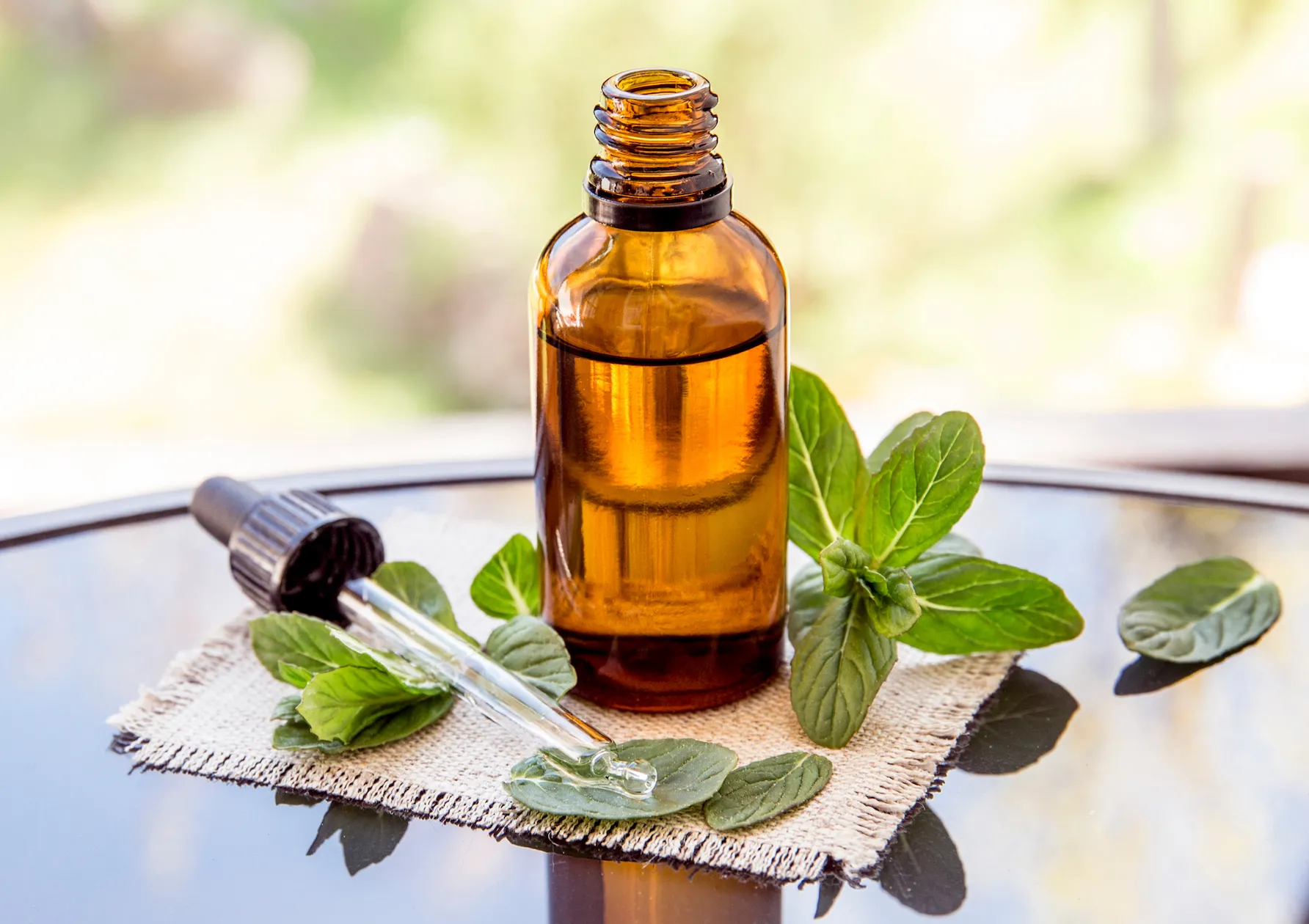 Peppermint oil relieves itching, reduces sinus headaches and supports respiratory health.